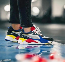 Load image into Gallery viewer, Relaxed attractive men sport shoe